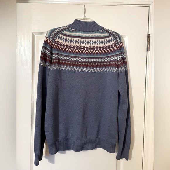 Izod Blue Patterned Men's Sweater - Picture 3 of 8